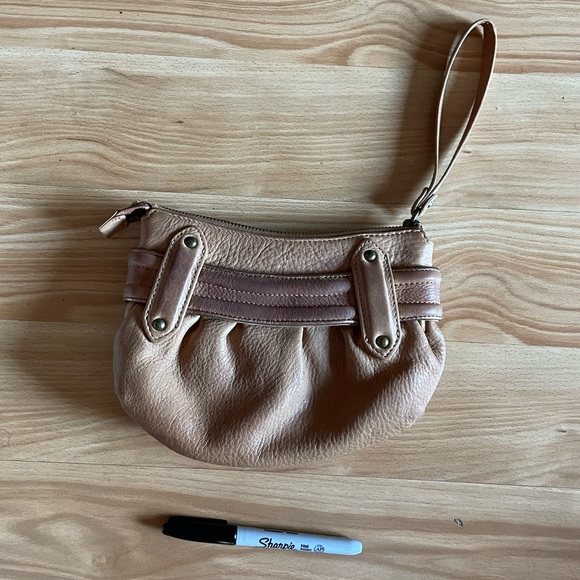 Cole Haan Handbags - Cute Cole Haan Soft Leather Large Wristlet/Bag